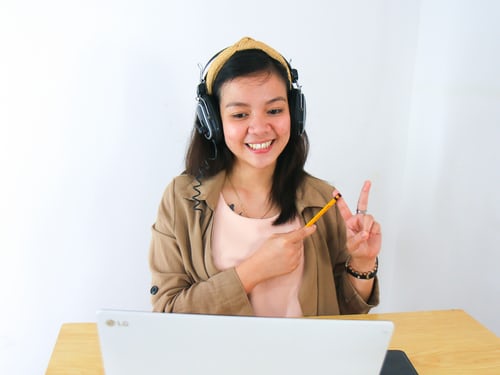Sightless Fighting to get Online Learning made more Accessible